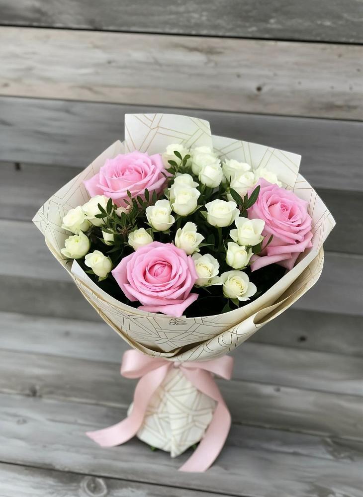 Букет цветов из: Розы в Усть-Калманке