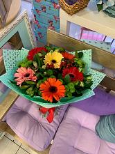 Букет цветов из:  Герберы, Хризантемы и Альстромерии #REPLACE_PRED# Усть-Калманке
