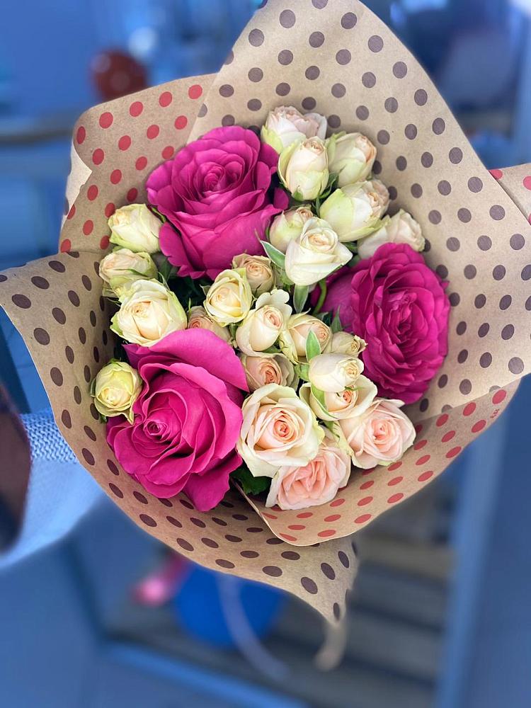 Букет цветов из: Розы в Усть-Калманке