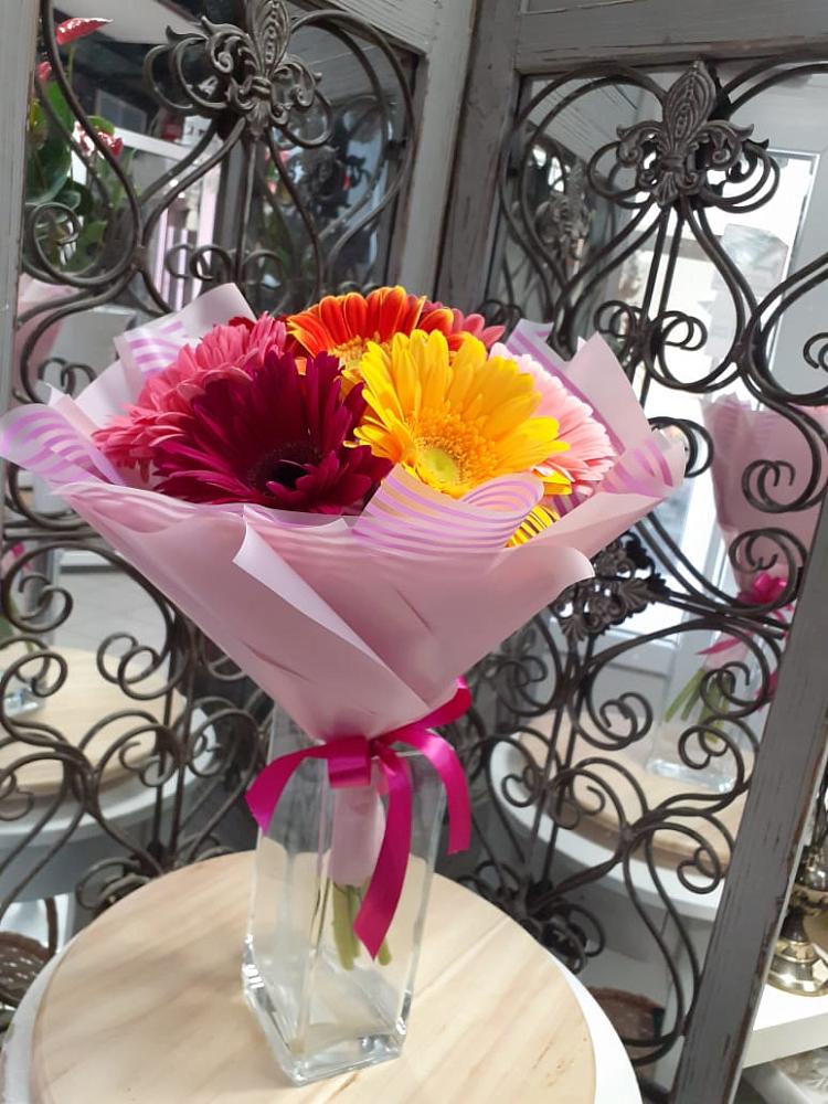 Букет цветов из: Герберы в Усть-Калманке