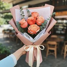 Букет цветов из:  Розы в Усть-Калманке