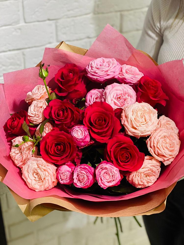 Букет цветов из: Розы в Усть-Калманке