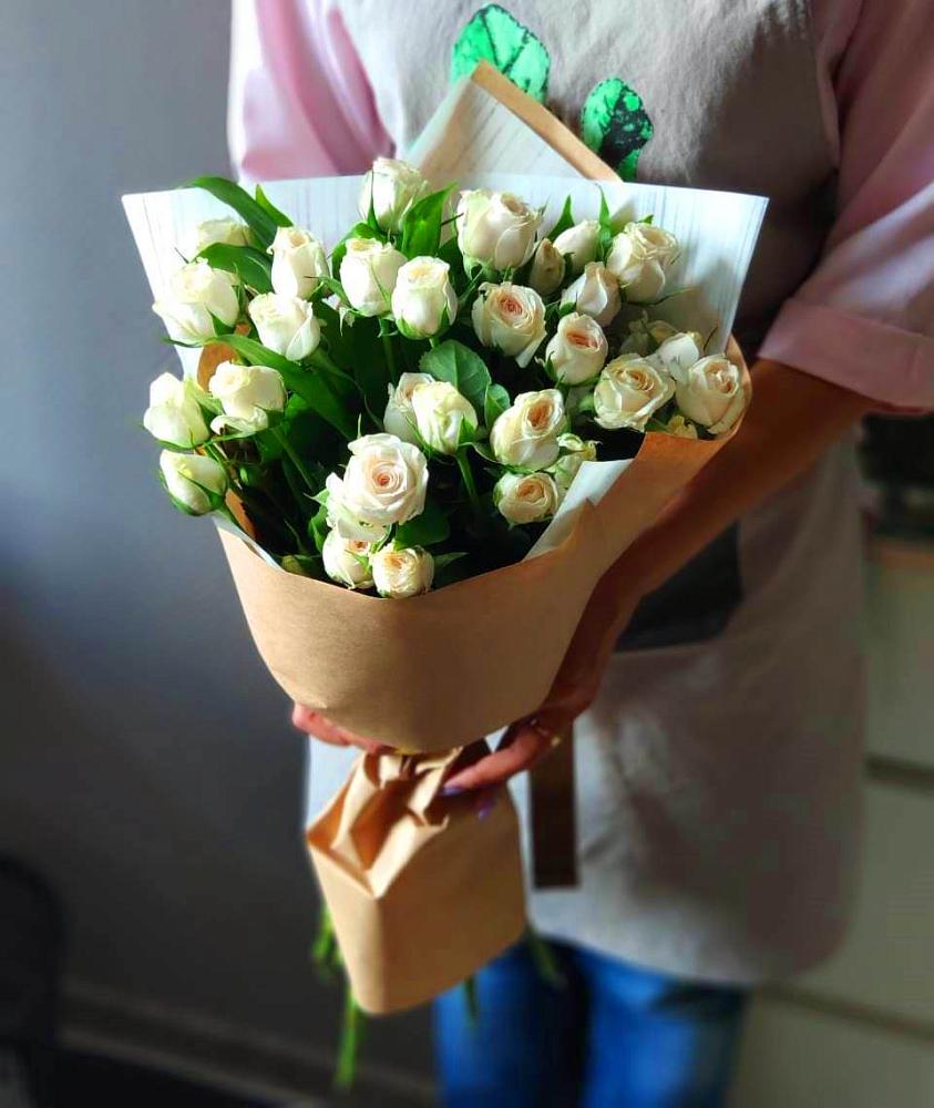 Букет цветов из: Розы в Усть-Калманке