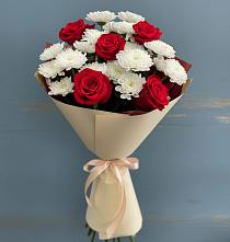 Букет цветов из:  Розы и Хризантемы в Усть-Калманке