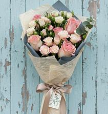 Букет цветов из:  Розы в Усть-Калманке