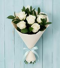 Букет цветов из:  Розы в Усть-Калманке