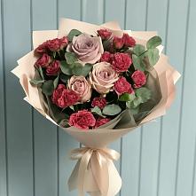 Букет цветов из:  Гвоздики и Розы в Усть-Калманке