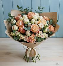 Букет цветов из:  Альстромерии и Розы #REPLACE_PRED# Усть-Калманке