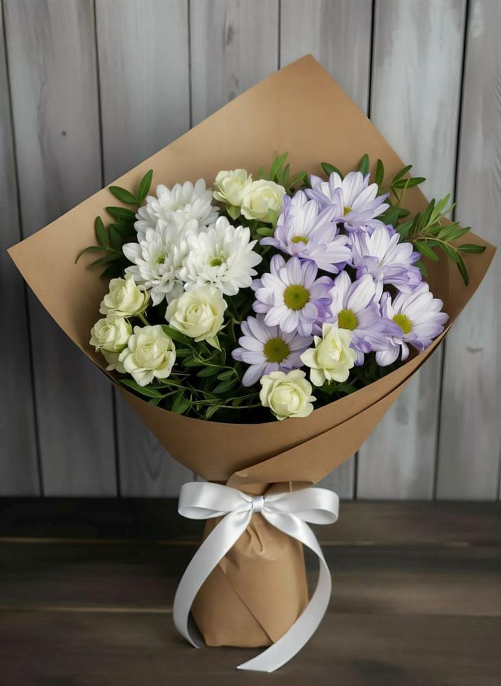 Букет цветов из: Хризантемы и Розы в Усть-Калманке